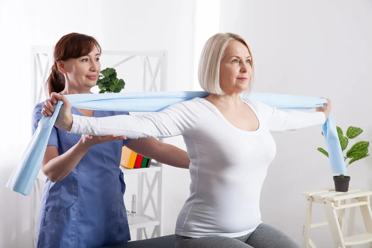 https://s2.webstatic.net/post/breast-cancer-physiotherapy/1755080368763dd9-1200x800.webp